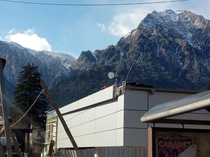 Site urban — Bușteni