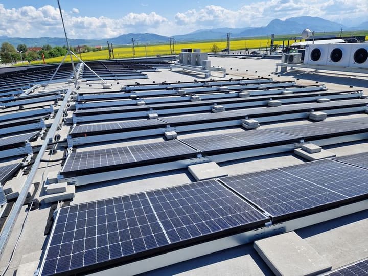 PV industrial cu vedere